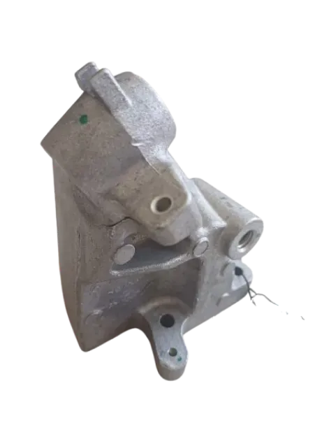 ENGINE CARRIER